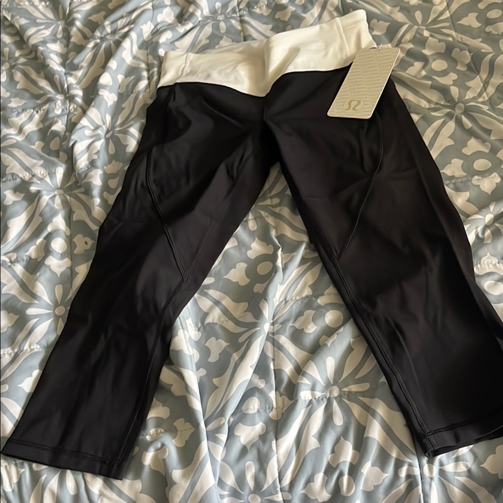 Lululemon Athletica Black and White Quick Feet Crop